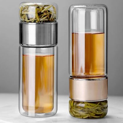 Water bottle with tea infuser